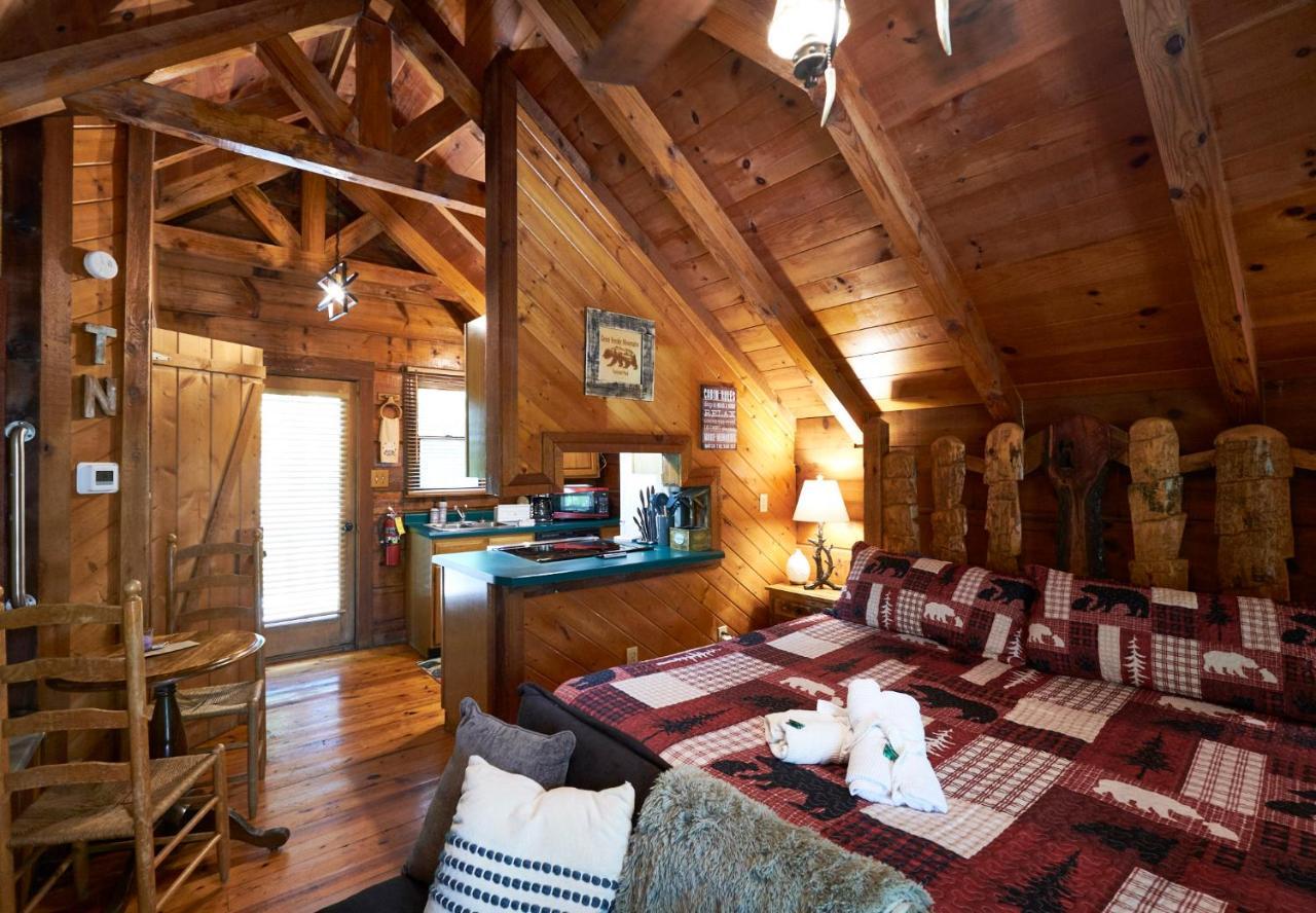 Gatlinburg Area Hottub Cabin - Ladyslipper Sevierville Eksteriør bilde